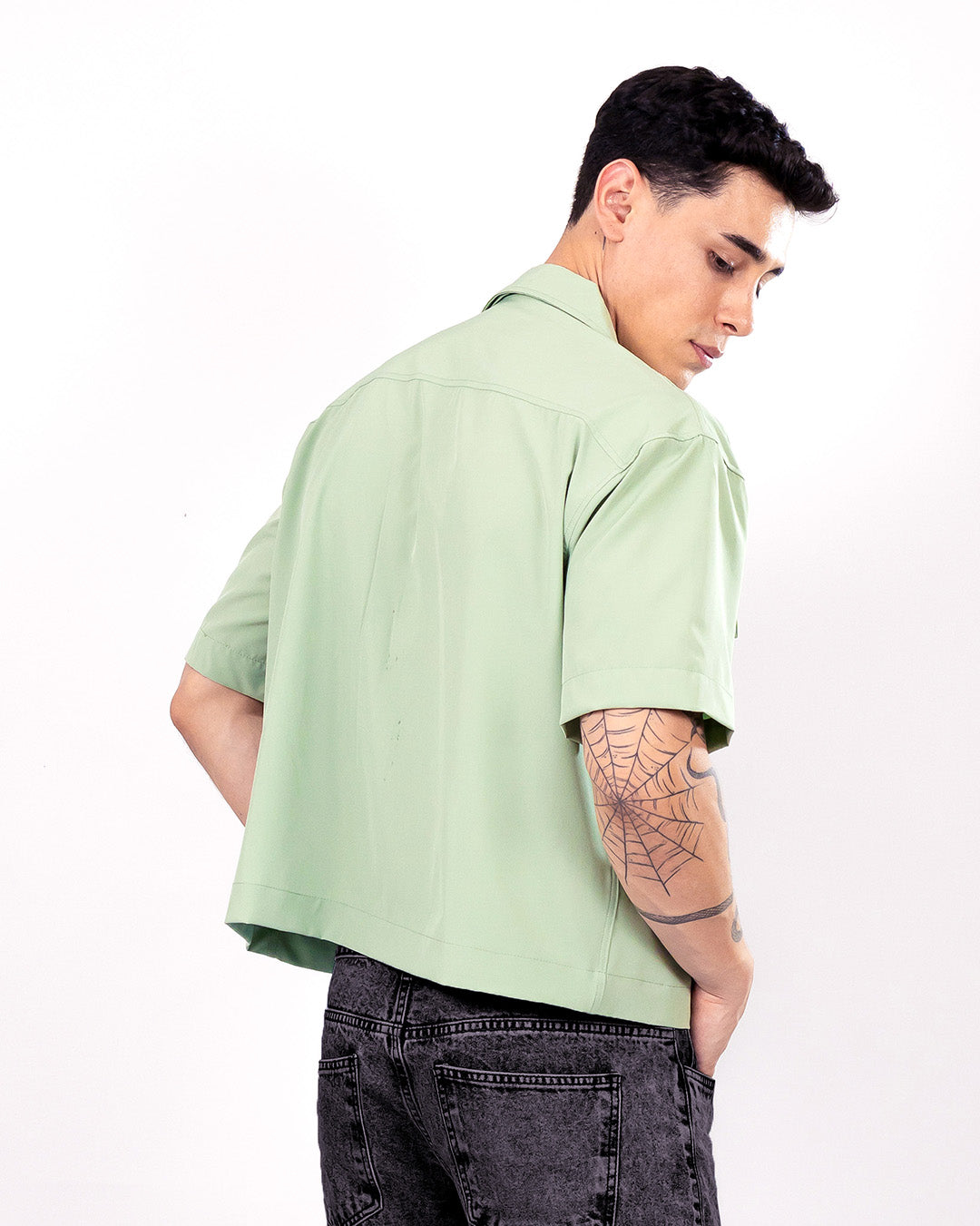 CAMISA BOXY FIT VERDE
